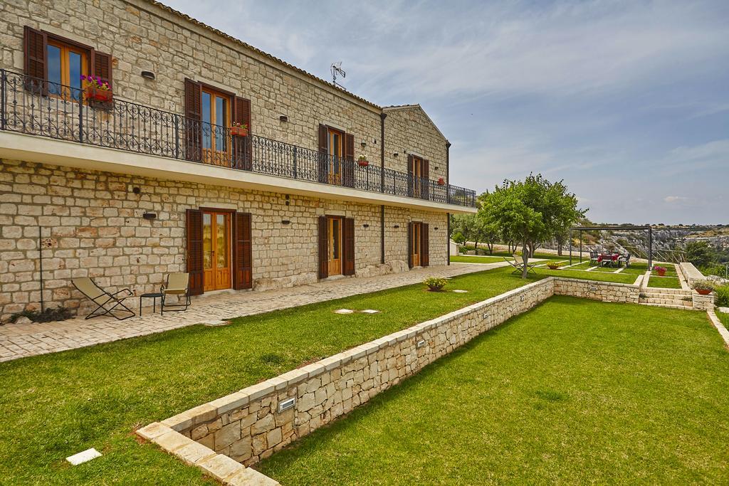 Gasthaus Casa Al Castello Ragusa Exterior foto