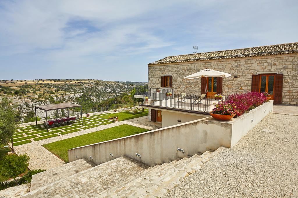 Gasthaus Casa Al Castello Ragusa Exterior foto